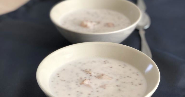 Soupe de taro au lait de coco et graines de Chia