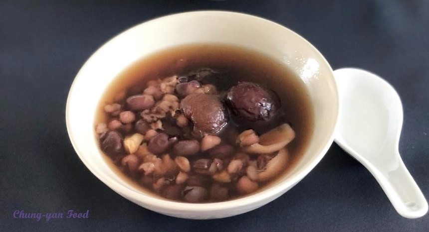 Soupe sucrée aux haricots rouges