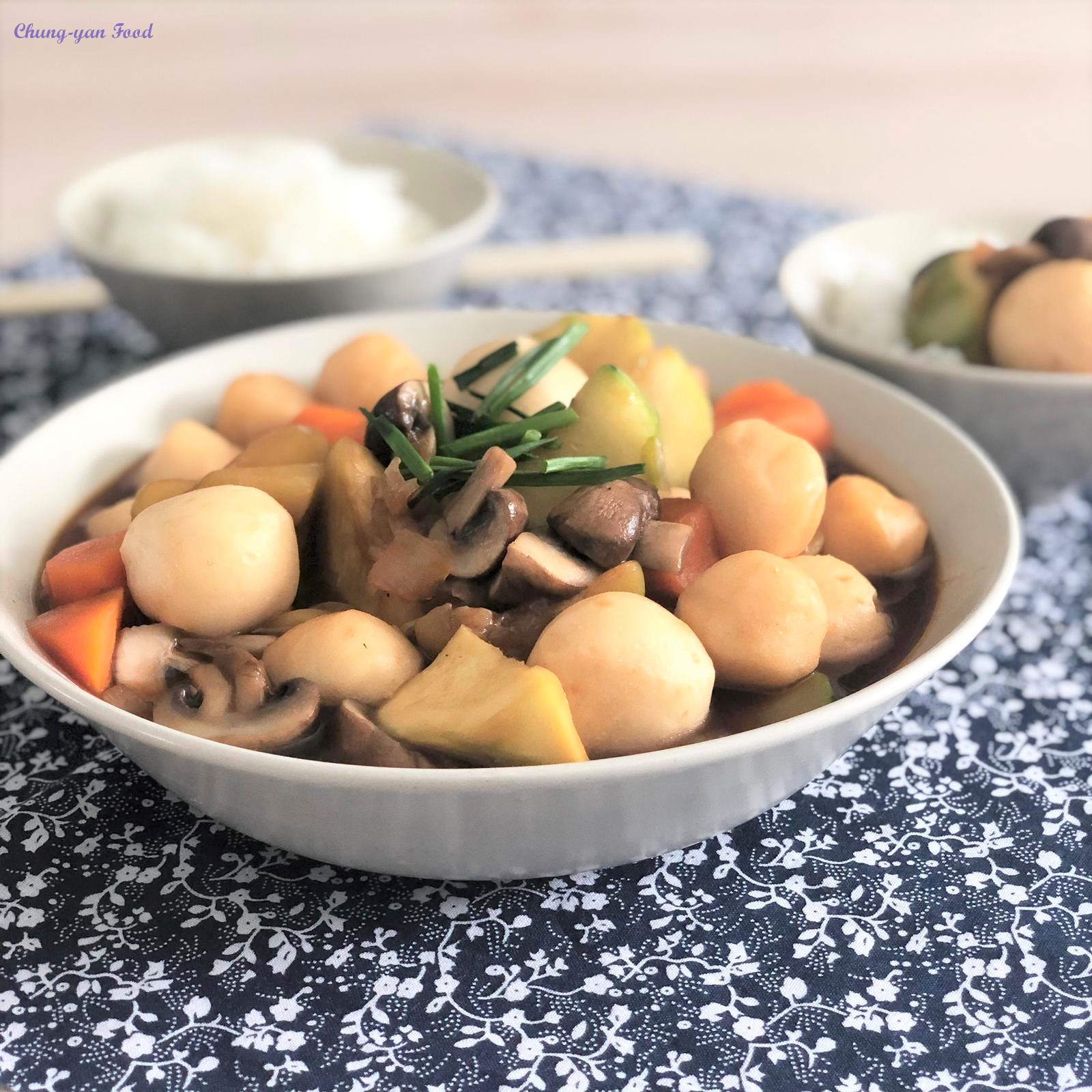 Fish Ball sauté aux courgettes et champignons